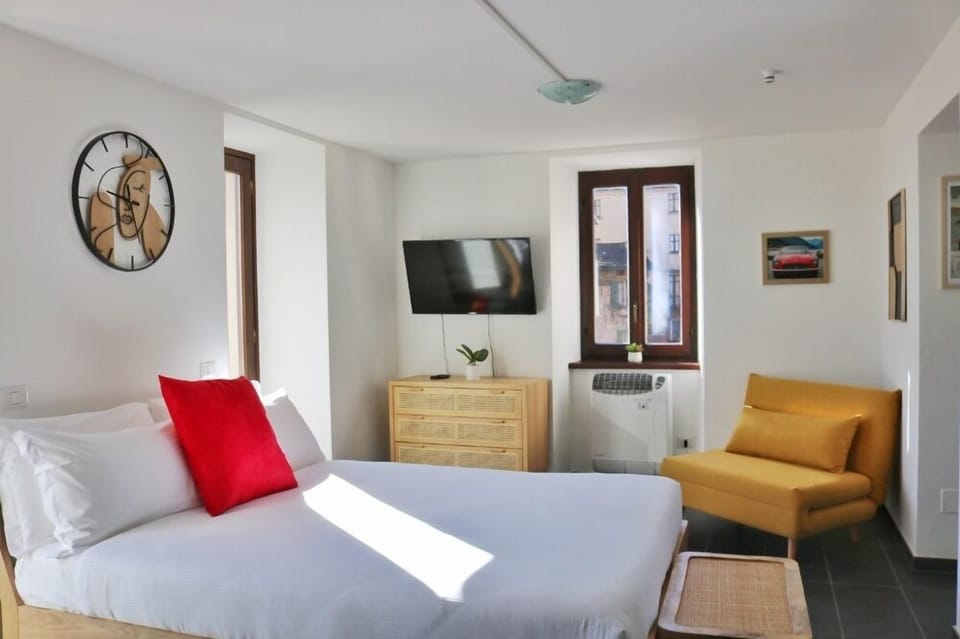 Apartment | 1 bedroom, premium bedding, down comforters, iron/ironing board