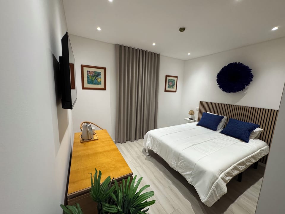 Comfort Room, Resort View | In-room safe, soundproofing, free WiFi