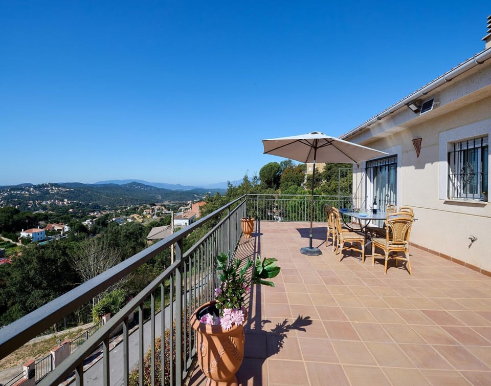 Villa | Balcony
