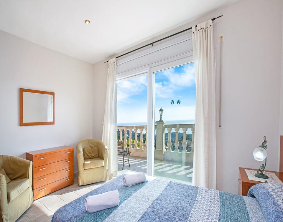 Villa | 5 bedrooms, iron/ironing board