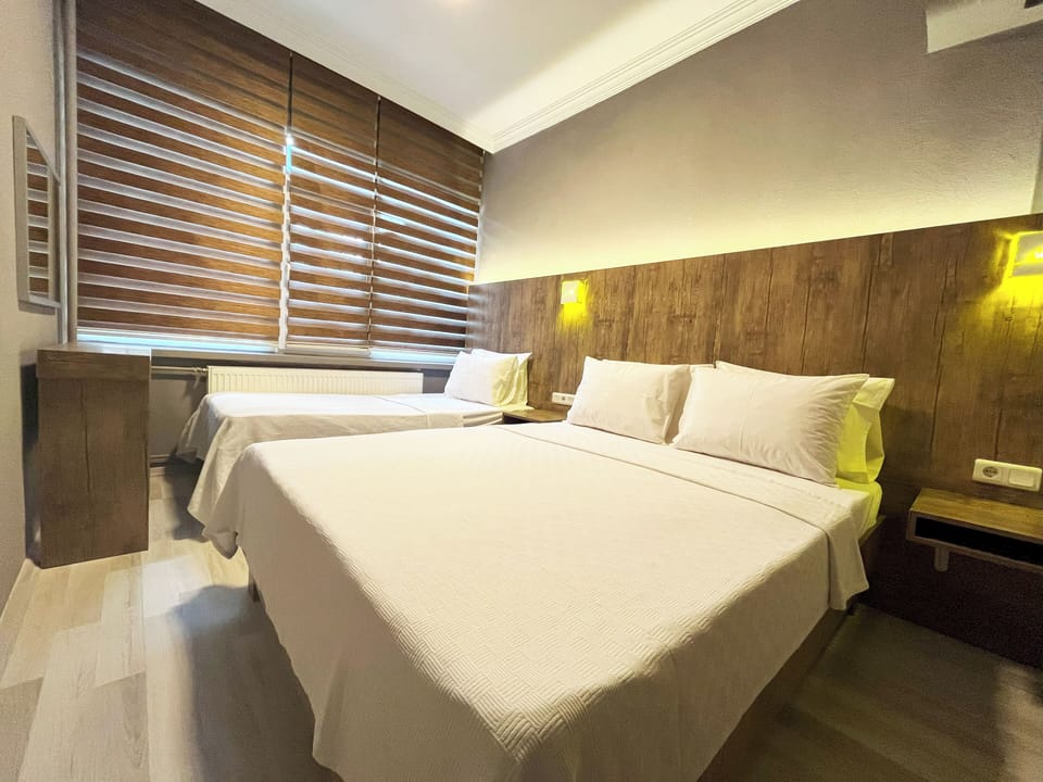 Double or Twin Room | Desk, free WiFi, bed sheets