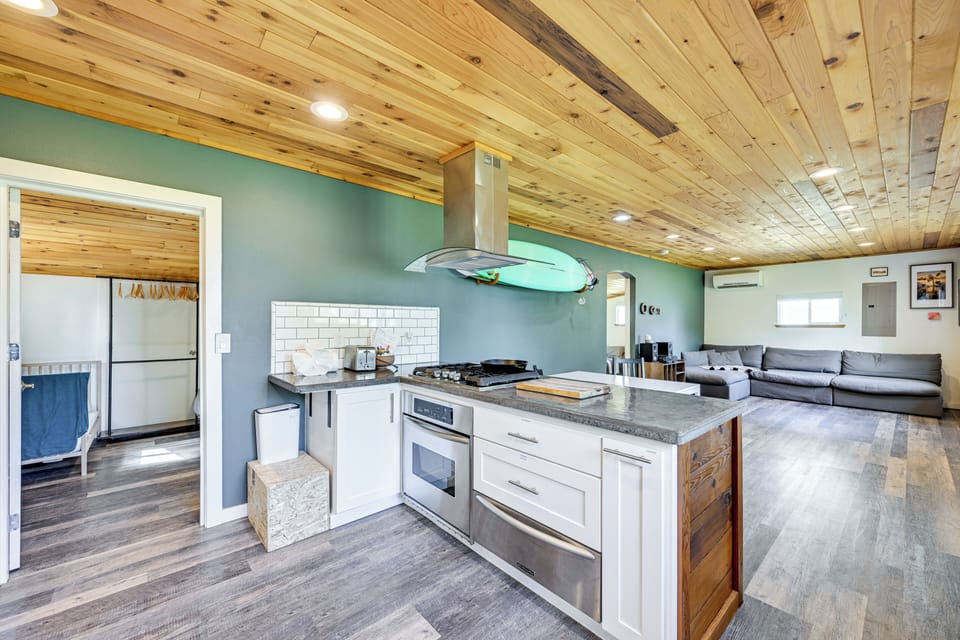 House (2 Bedrooms) | Interior