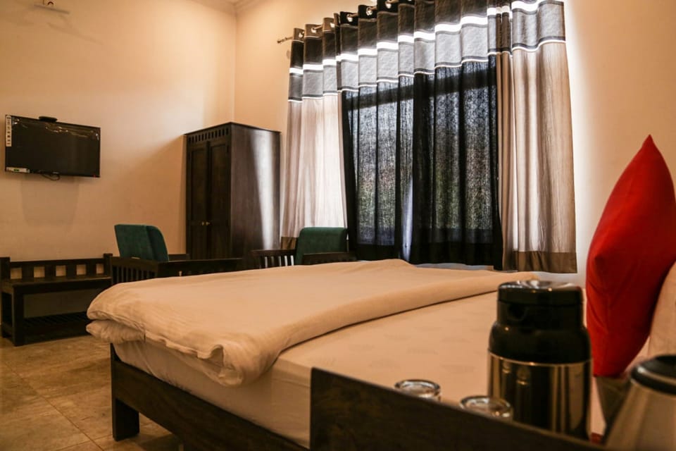 Superior Double Room | Desk, WiFi (free)