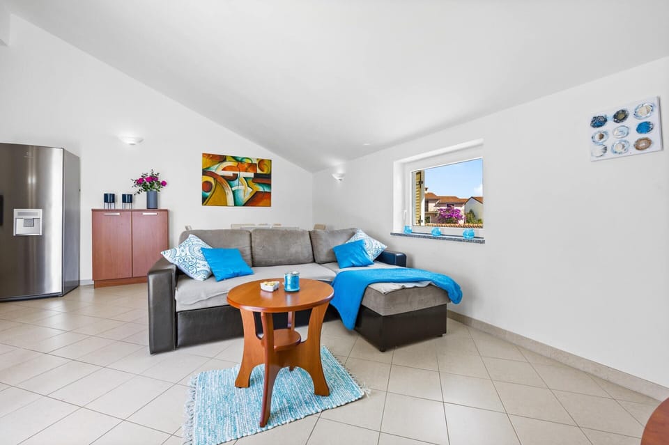 Apartment | Living room