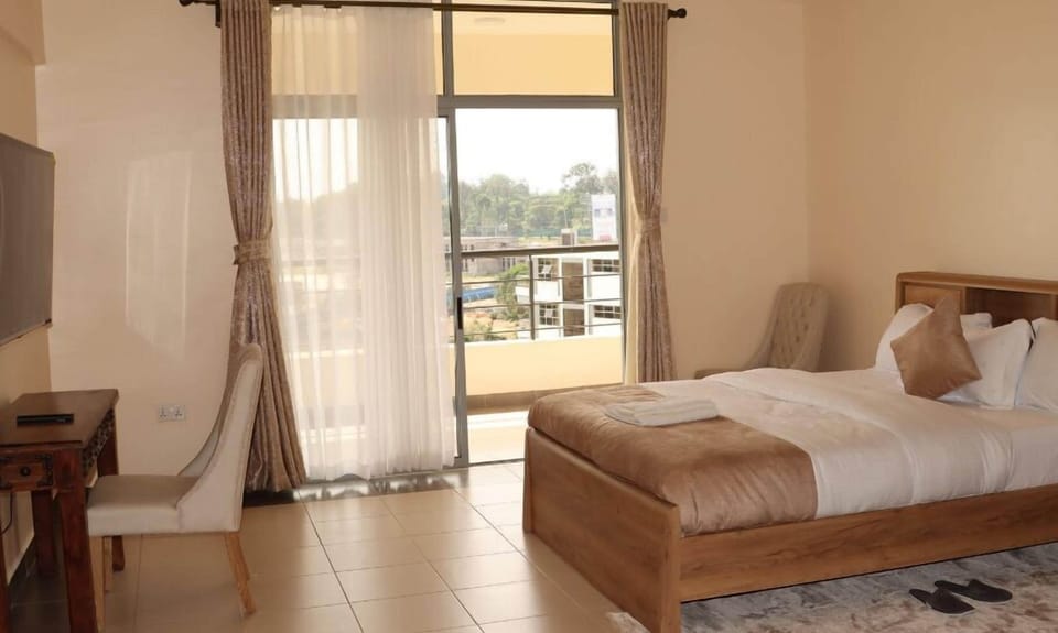 Desk, laptop workspace, free WiFi, wheelchair access