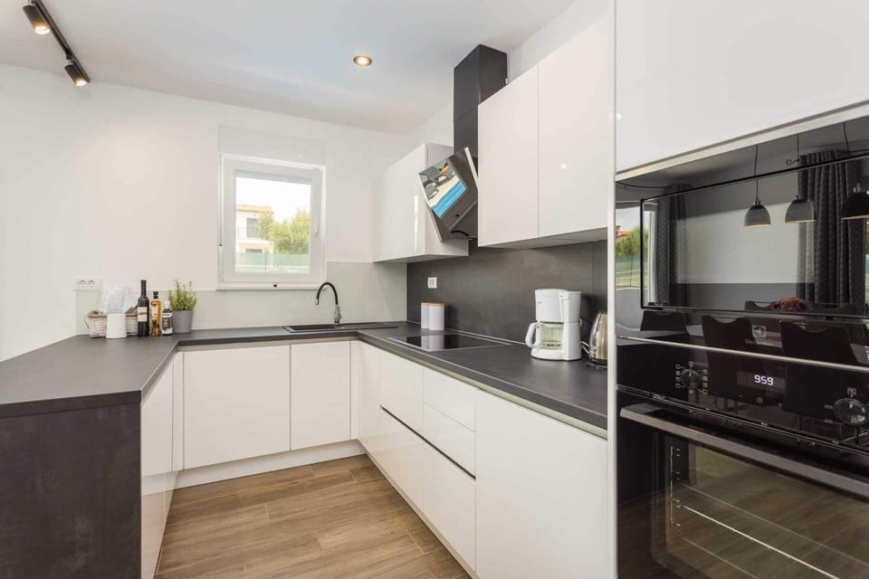 House | Private kitchen | Highchair