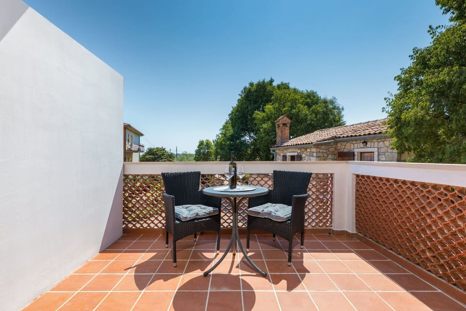 Apartment | Balcony