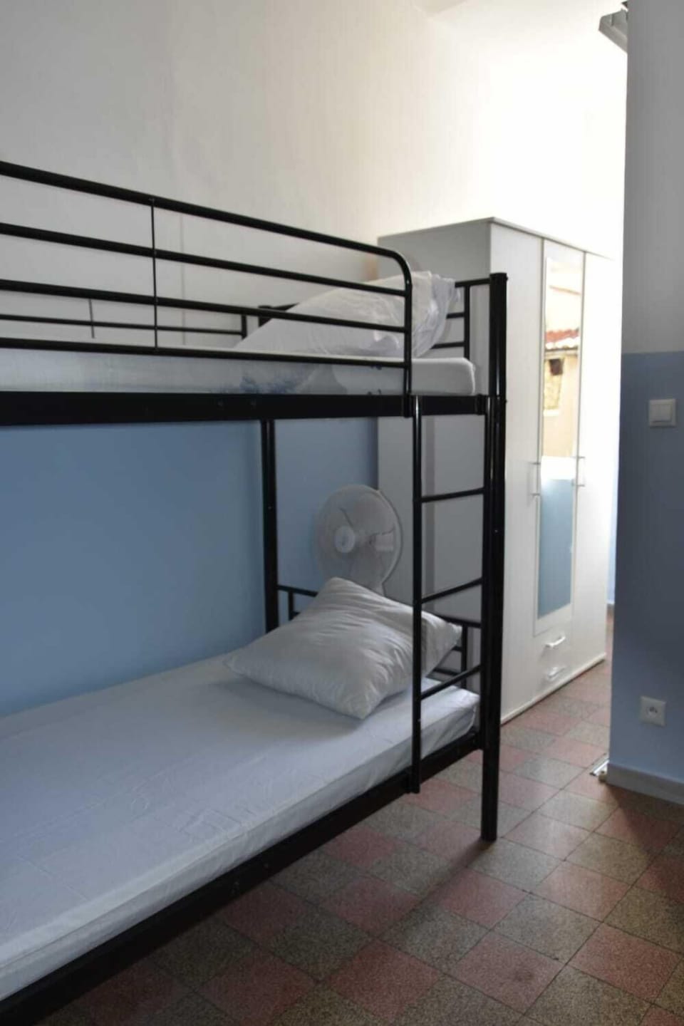 Twin Room | Free WiFi