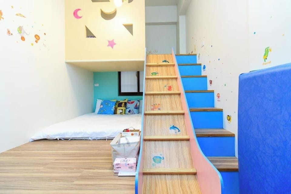 Family Double Room with External Bathroom | Blackout drapes, soundproofing, free WiFi, bed sheets