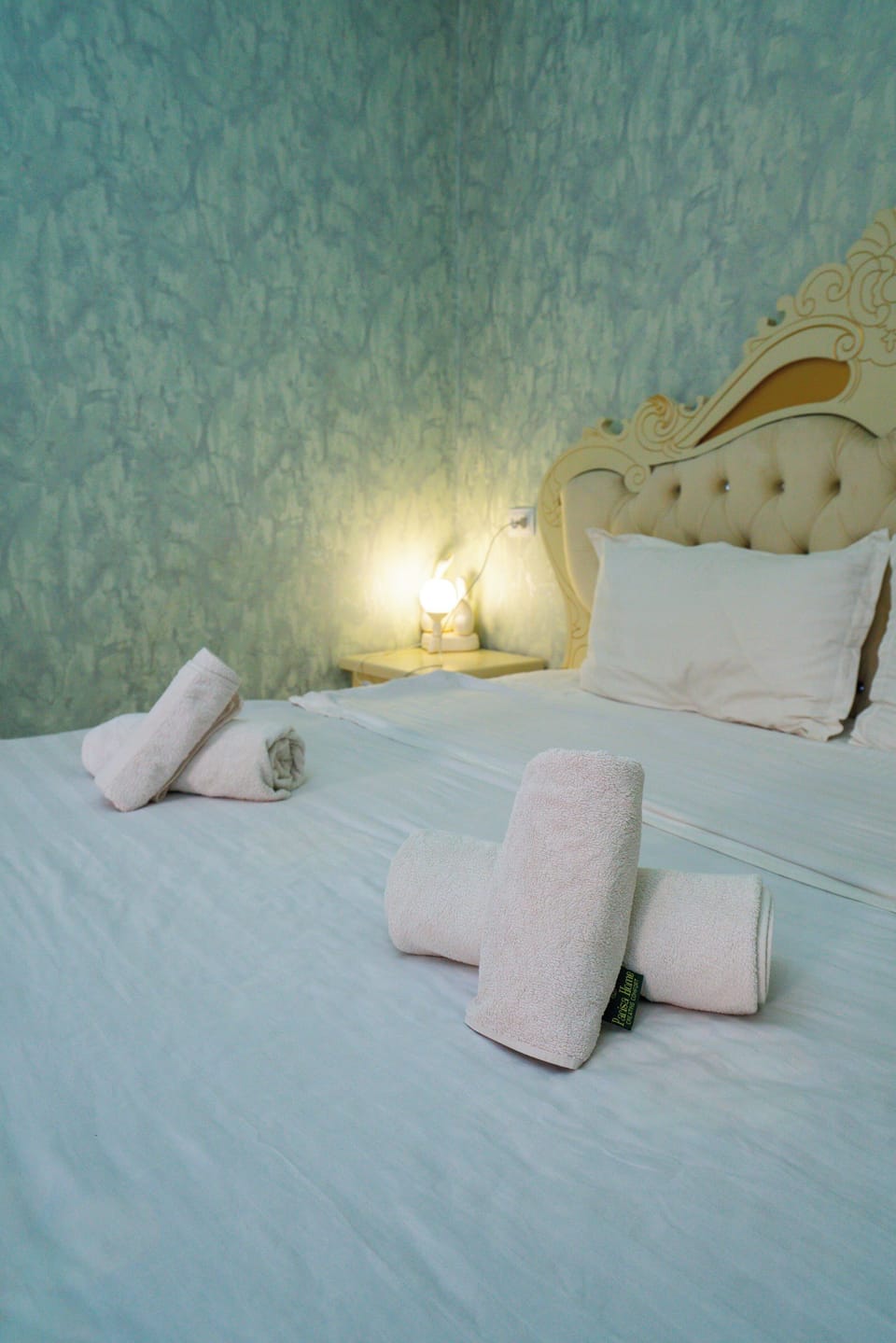 Double Room | Hypo-allergenic bedding available, desk, soundproofing