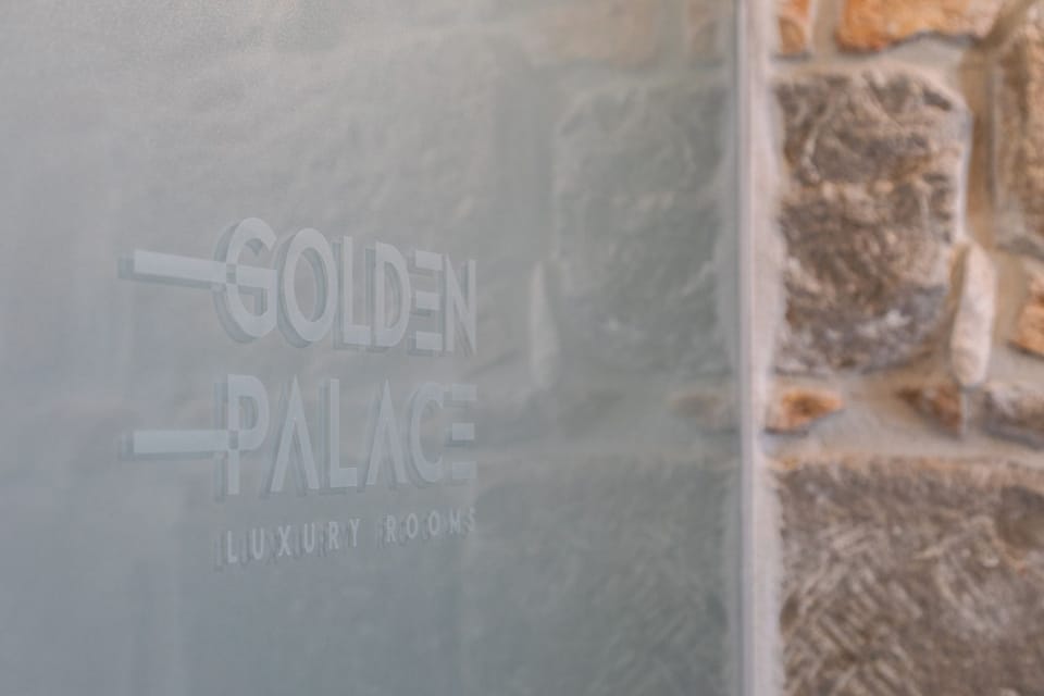 Luxury Room 1 | In-room safe, desk, laptop workspace, soundproofing
