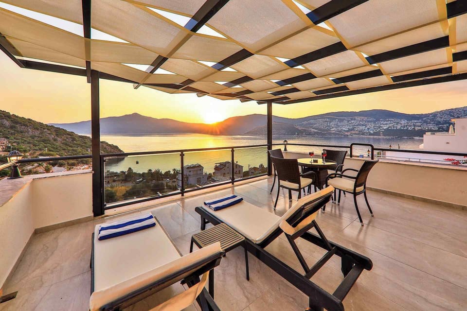 Classic Villa, Balcony, Sea View | Terrace/patio