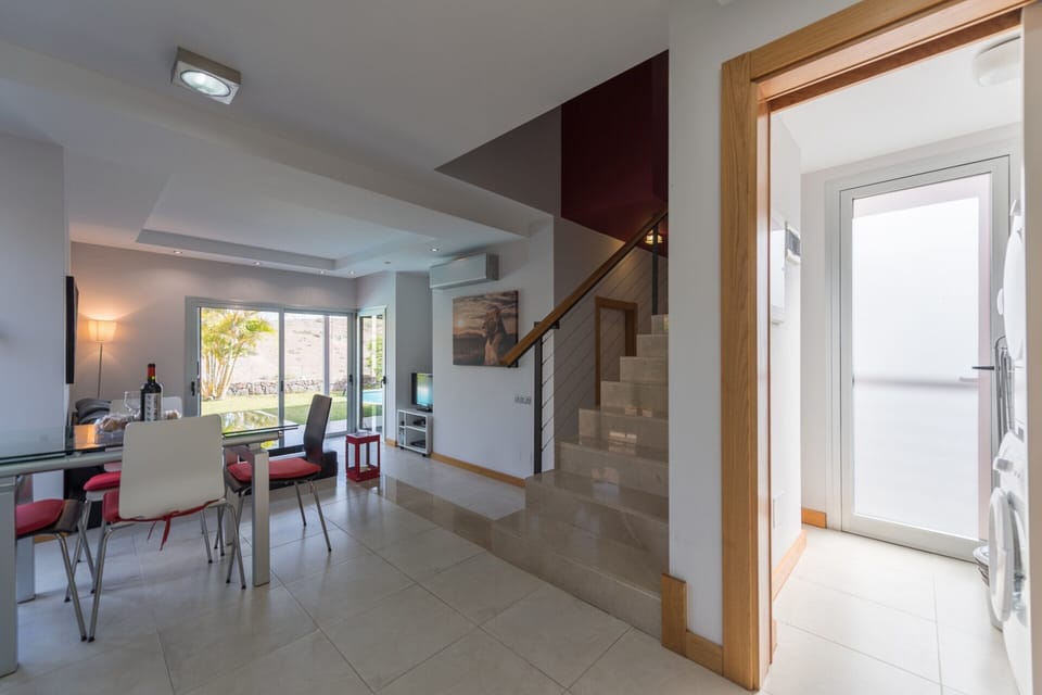 Villa | Dining