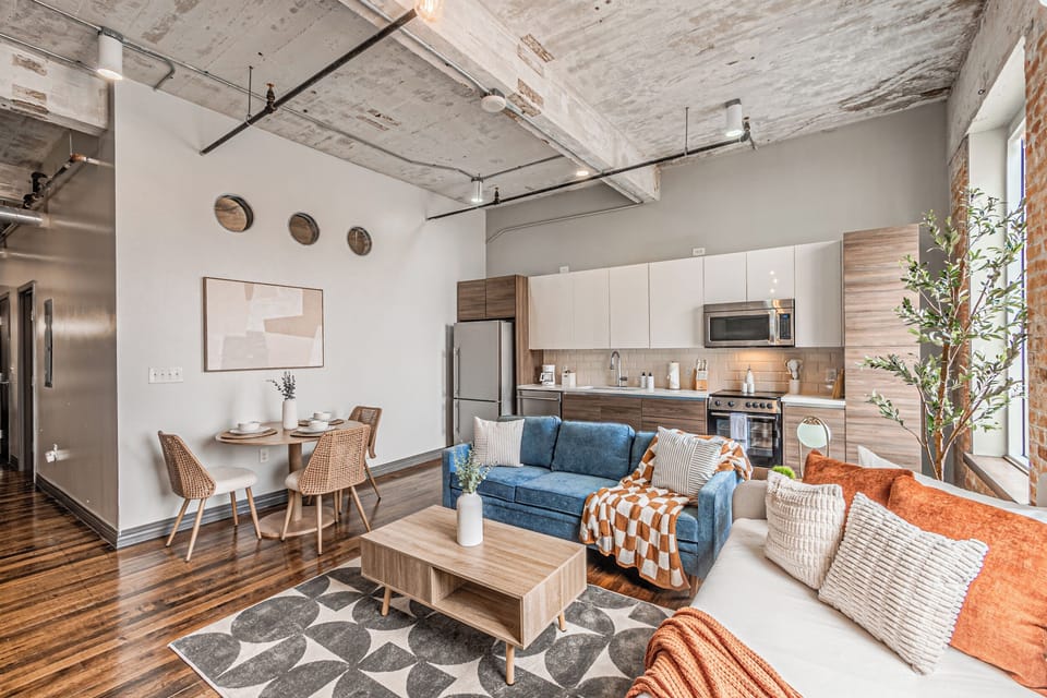 Apartment, Courtyard View | Living area