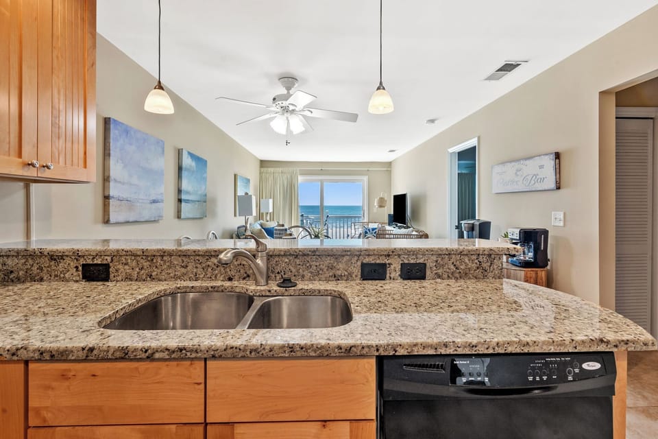 Condo, Multiple Beds, Pool Access, Ocean View (Sea Cloisters 304F) | Interior