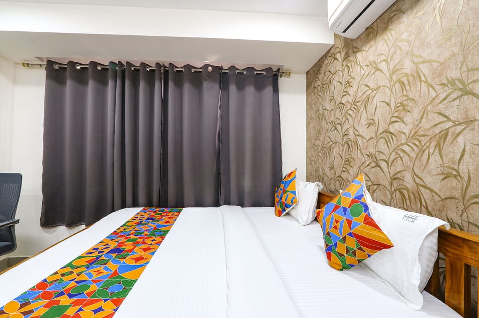 Egyptian cotton sheets, premium bedding, pillowtop beds, in-room safe