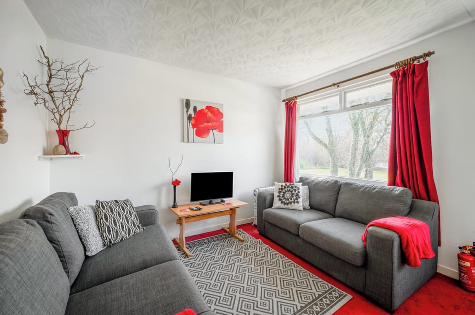 Chalet | Living area | TV