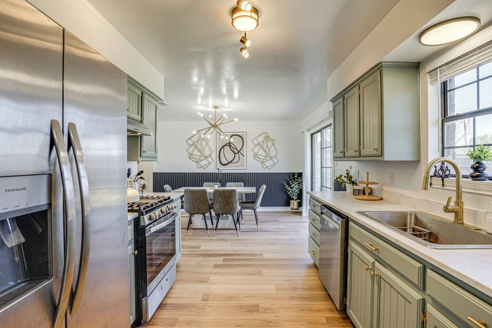 House (3 Bedrooms) | Interior