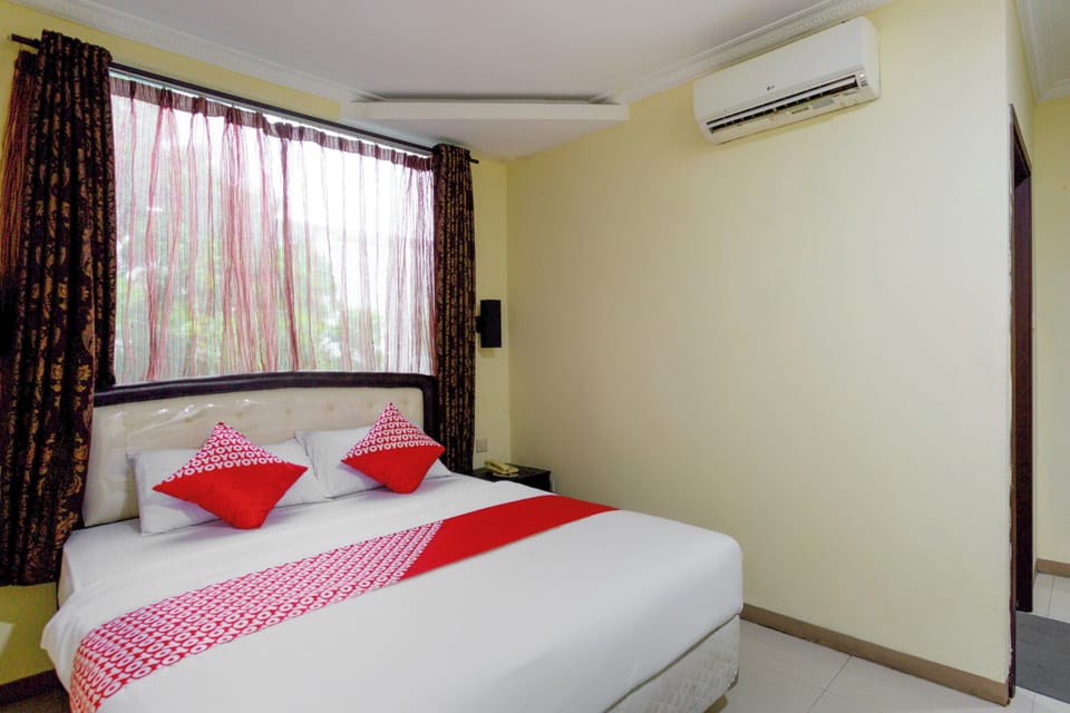 Standard Double Room | Free WiFi, bed sheets