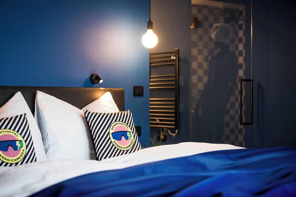 Superior Double Room, Balcony | In-room safe, blackout drapes, soundproofing, free WiFi