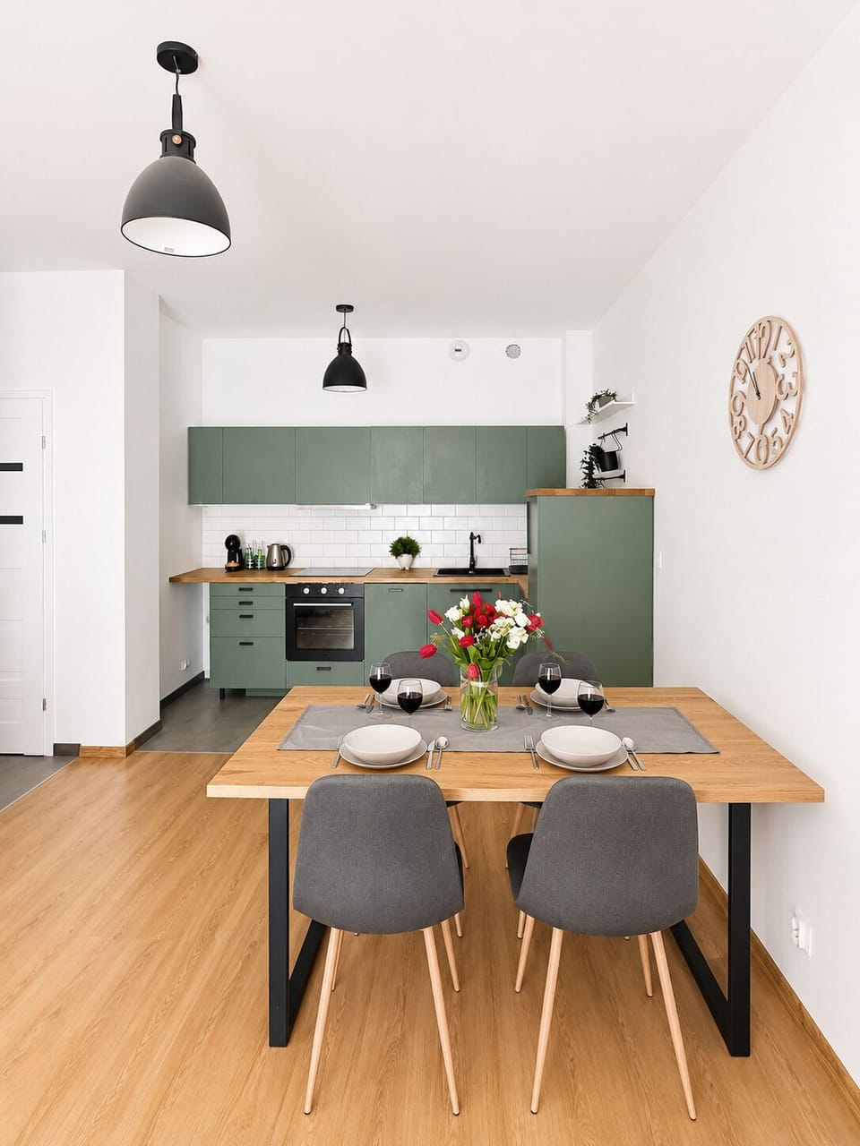 Comfort Apartment, City View | Private kitchen | Oven, stovetop, dishwasher, electric kettle
