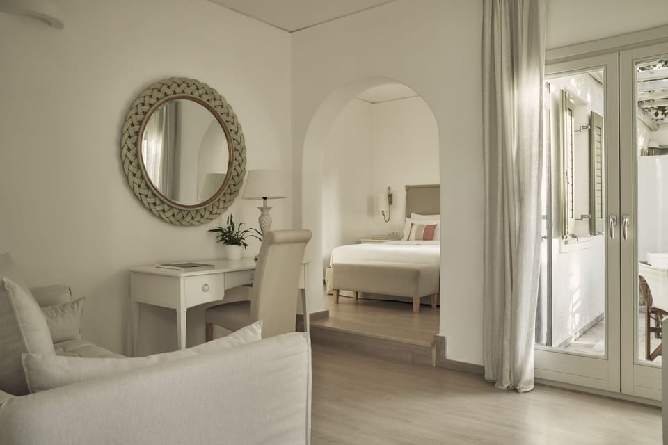 Junior Suite, 1 Double Bed | Premium bedding, minibar, in-room safe, blackout drapes
