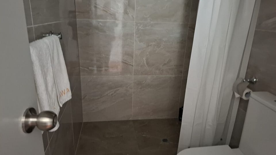 Apartment | Bathroom