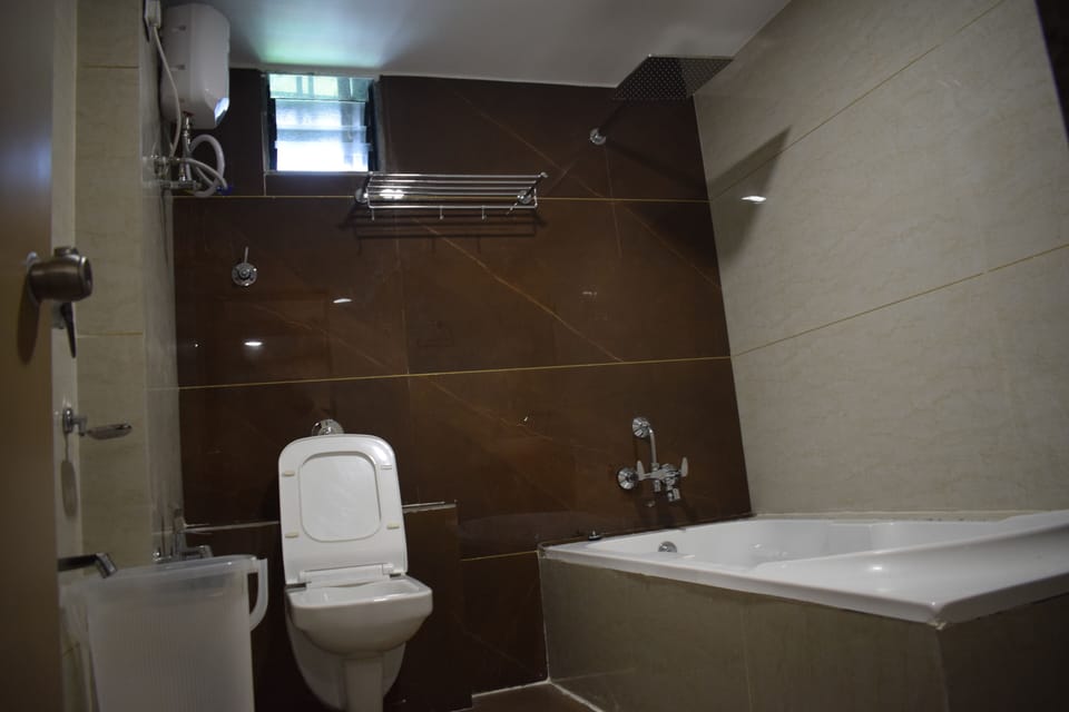 Superior Suite, Balcony | Bathroom | Hair dryer, slippers, towels, soap