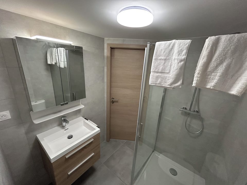 Comfort Double Room | Desk, laptop workspace, free WiFi