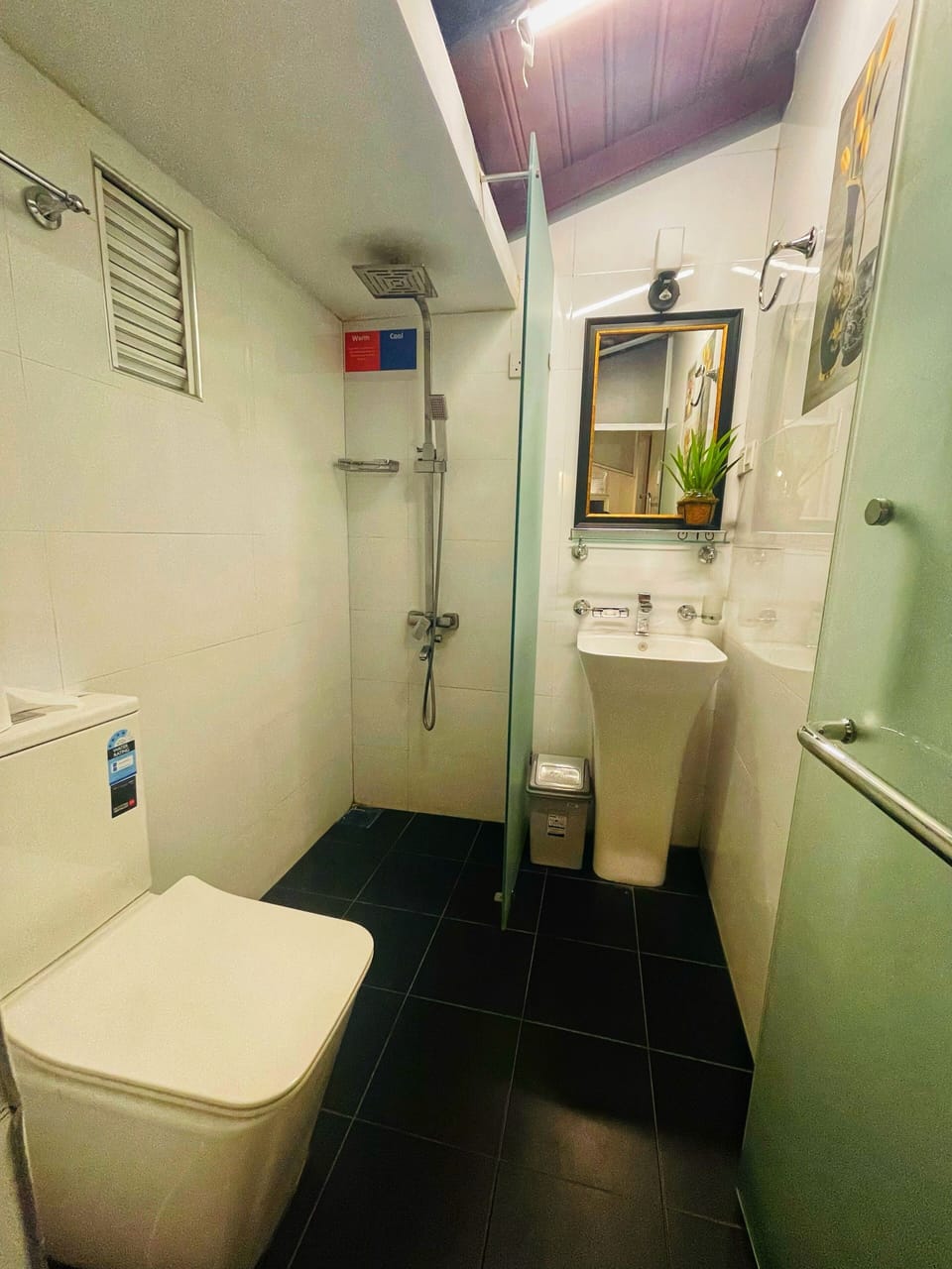 Standard Twin Room | Bathroom | Bidet