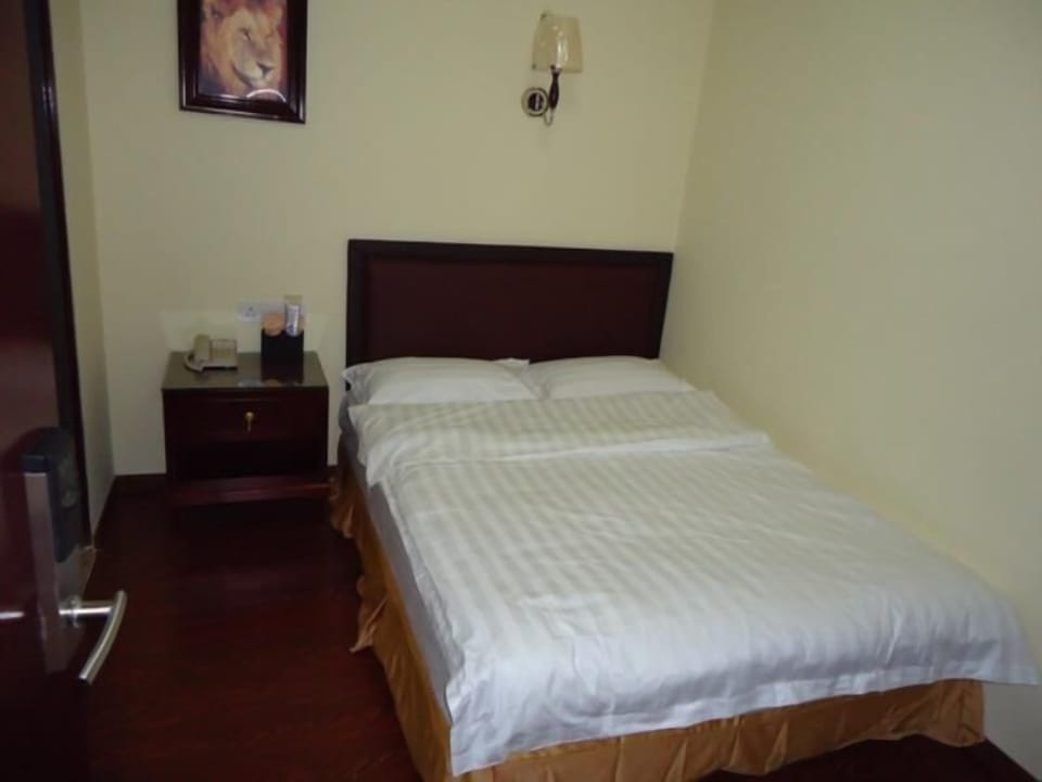 Desk, blackout drapes, iron/ironing board, free WiFi