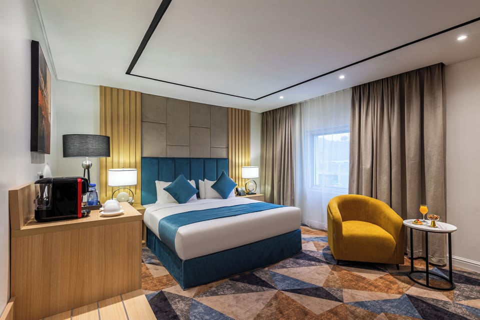 Premium bedding, minibar, soundproofing, iron/ironing board