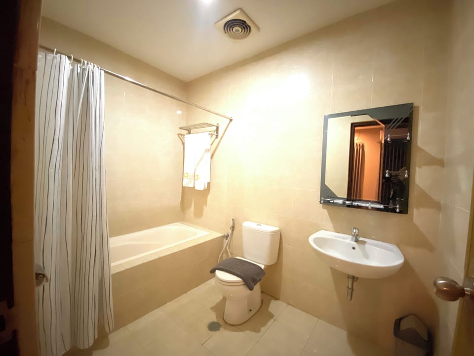 Junior Double Room | Bathroom