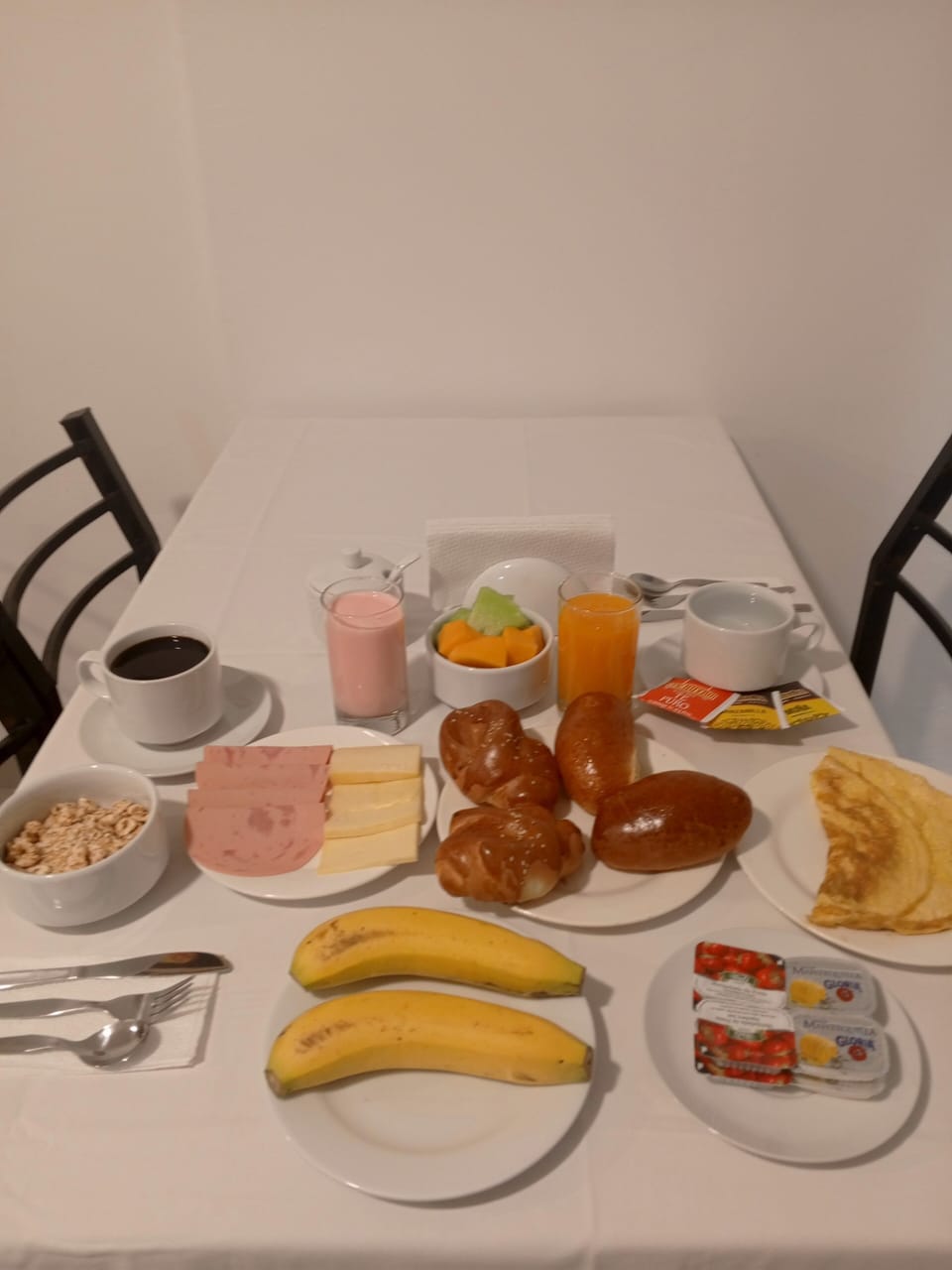 Free daily full breakfast