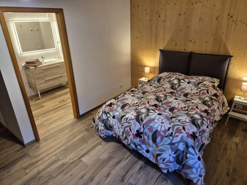Superior Double Room, Private Bathroom | Free WiFi