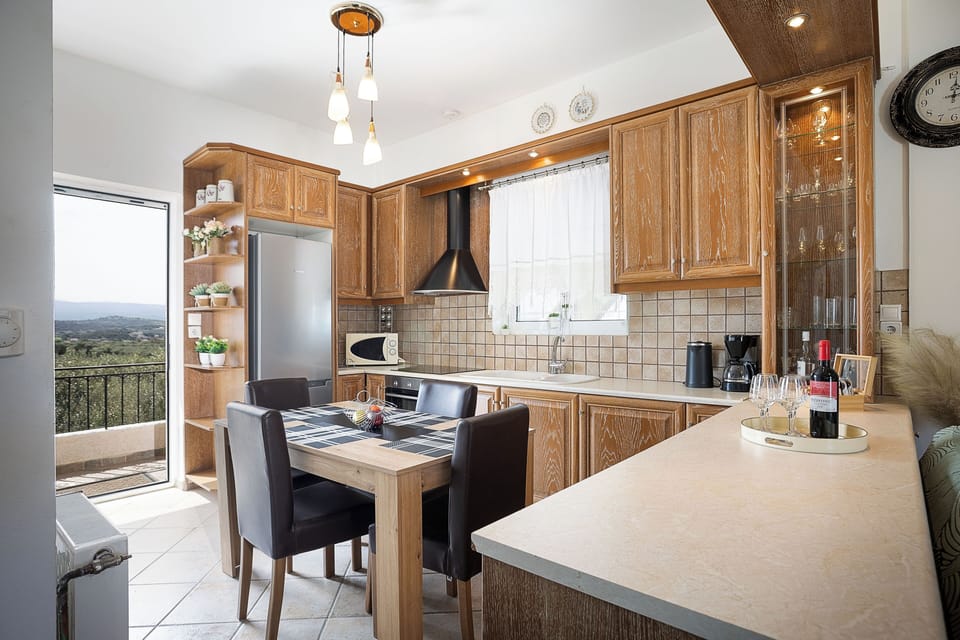Family Villa, Mountain View | Living area | Flat-screen TV, fireplace