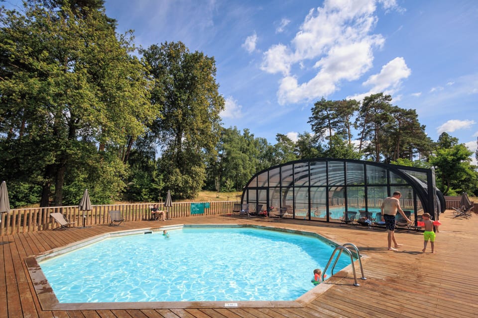 Huttopia De Meinweg Lodge in Limburg (province)