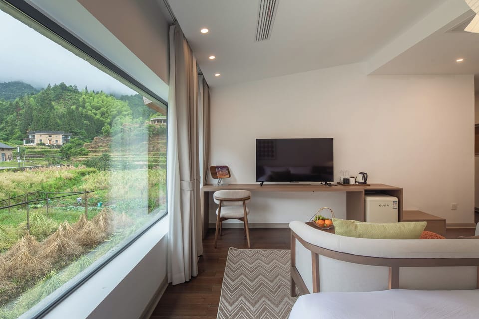Elite Double Room, Lanai, Mountain View | View from room