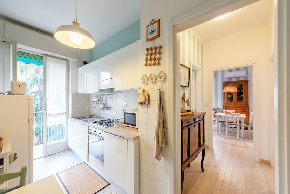 Apartment, 1 Double Bed with Sofa bed, Balcony, City View | Private kitchen | Oven, stovetop, dining tables