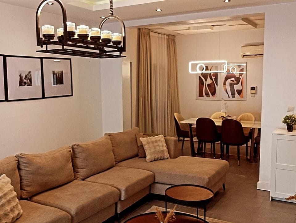 Apartment, City View | Living area