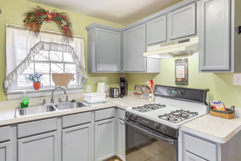 House (2 Bedrooms) | Interior