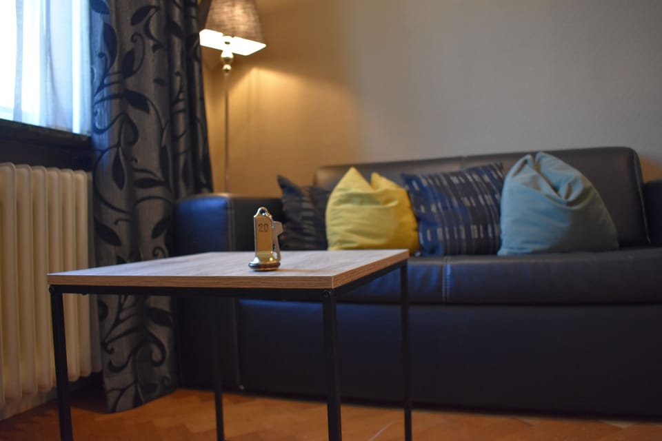 Superior Double or Twin Room | In-room safe, desk, blackout drapes, iron/ironing board (on request)