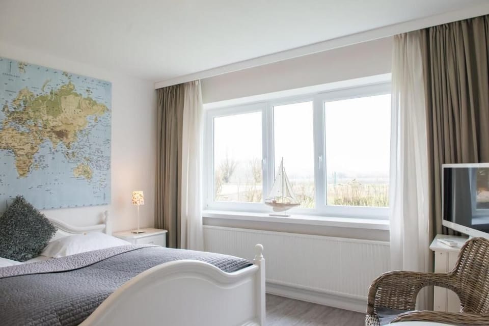 Double Room | Desk, free WiFi