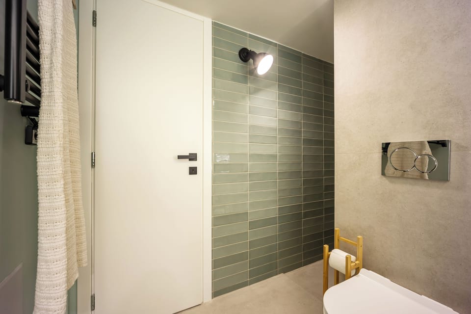 Apartment, 2 Bedrooms, City View | Bathroom