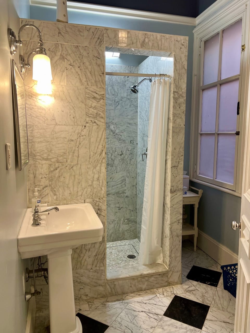 Standard Single Room, Shared Bathroom | Bathroom