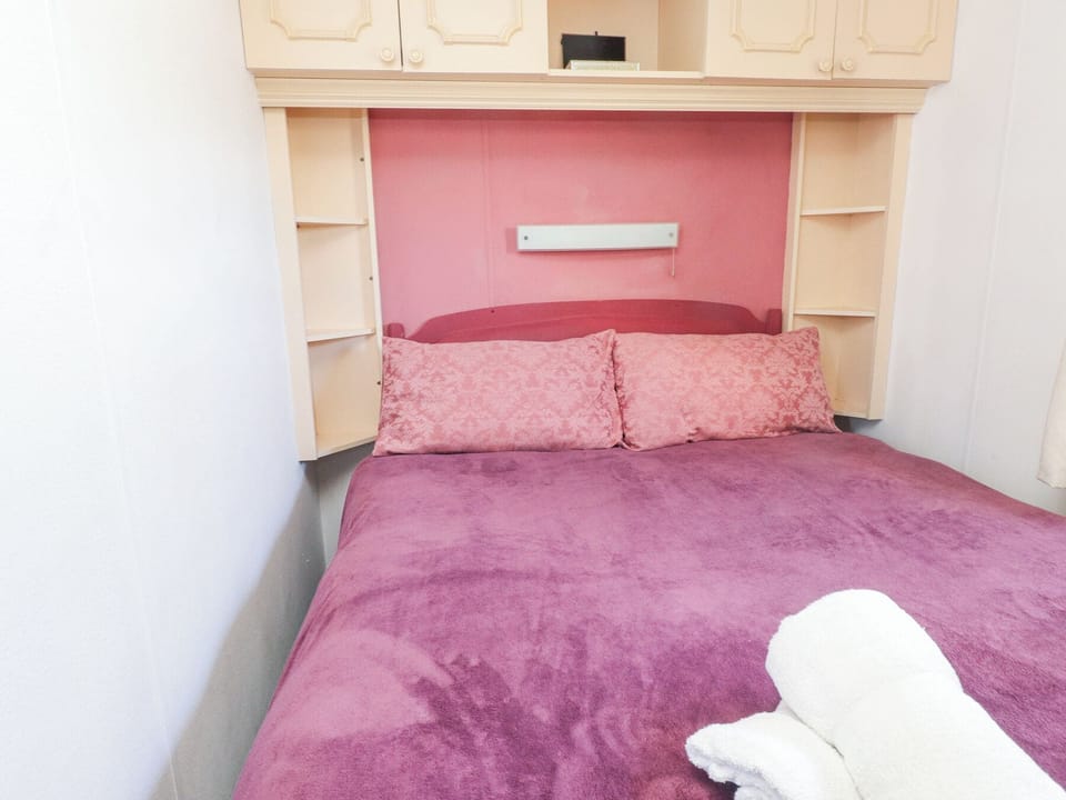 3 bedrooms, individually decorated, individually furnished, free WiFi