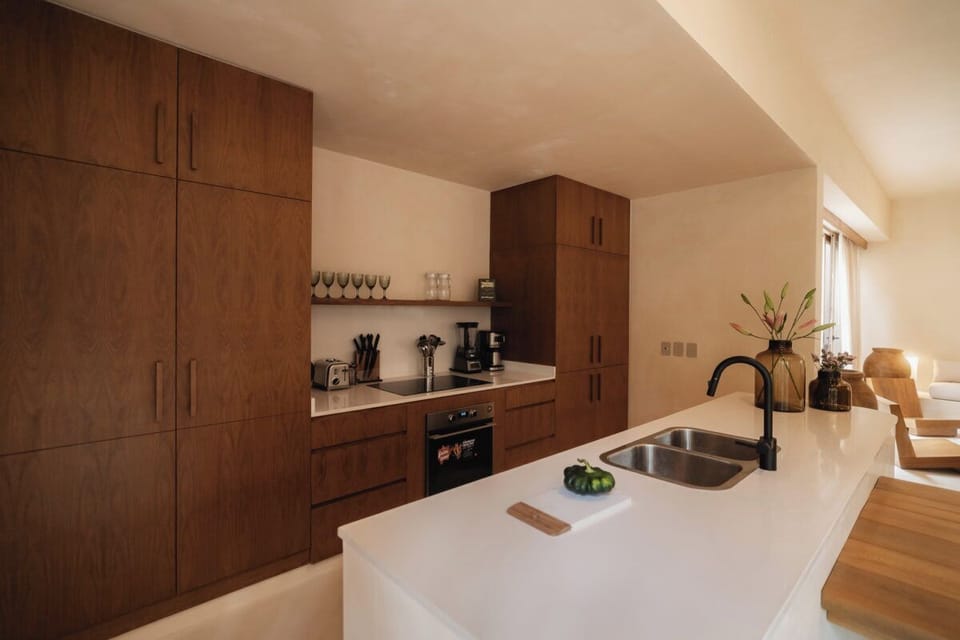 Luxury Villa, Private Pool, Hill View | Private kitchen | Electric kettle, toaster