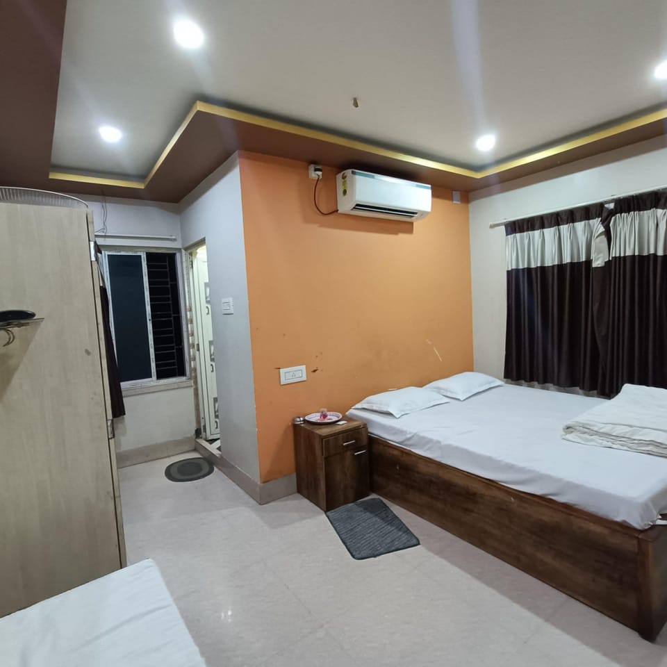 Standard Double Room | Desk, free WiFi