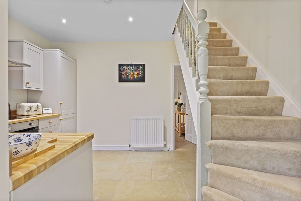 Cottage | Private kitchen | Coffee/tea maker, electric kettle