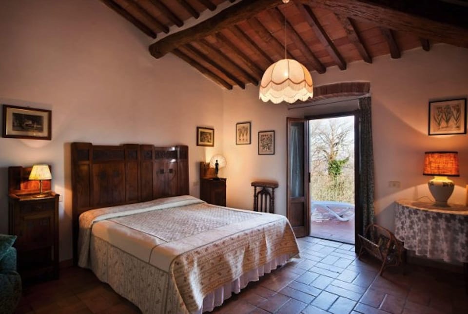 Apartment, 1 Bedroom, Non Smoking, Pool View (Anna) | Premium bedding, down comforters, individually decorated